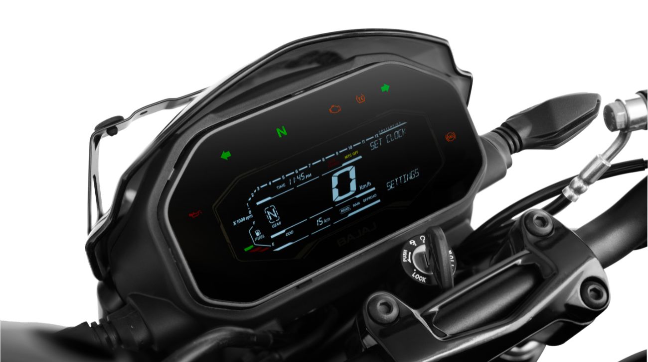 1751890449-bajaj Dominar Colo